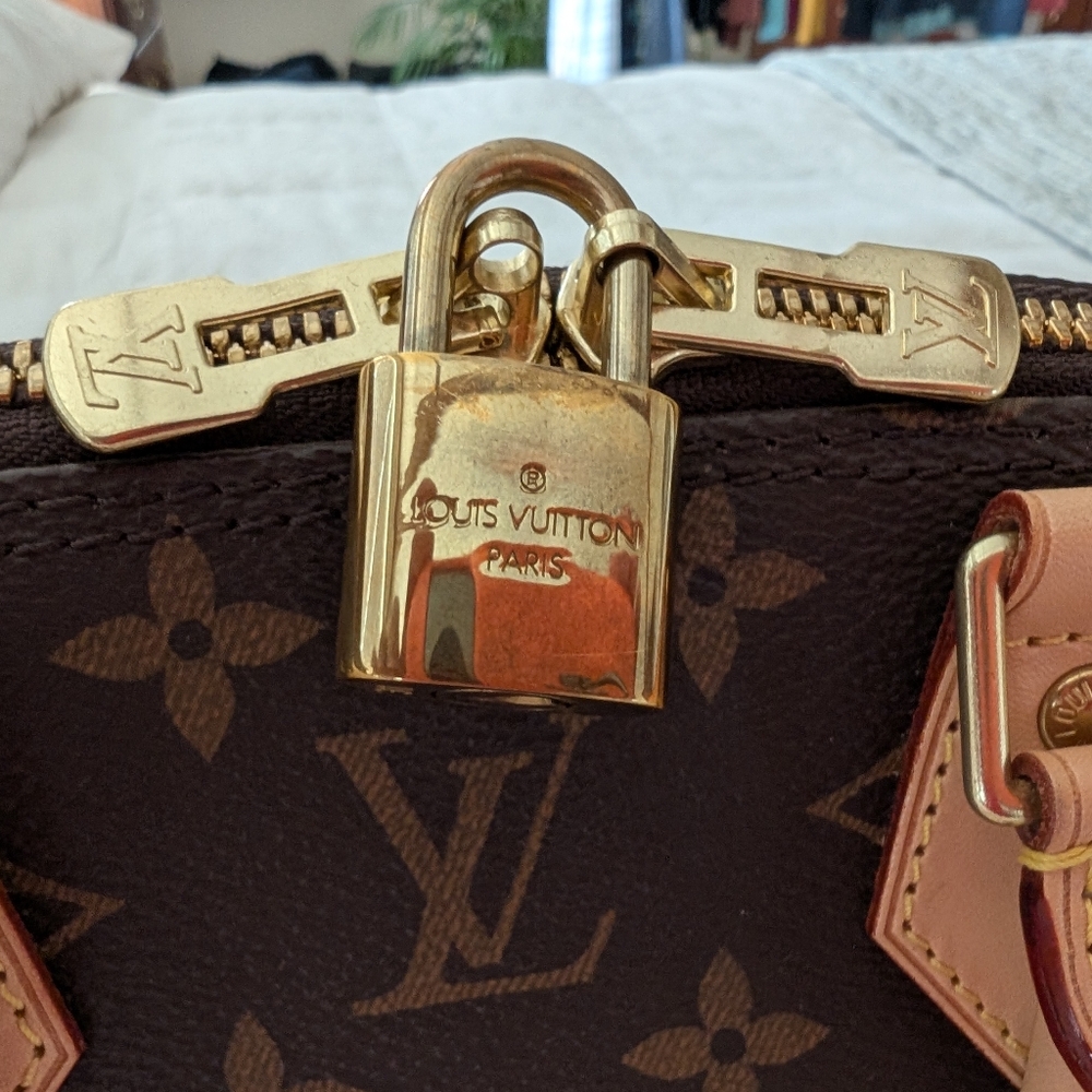 Louis Vuitton Alma BB Coated Monogram Fabric With Leather Accents Purse Hand Bag - Picture 8 of 16